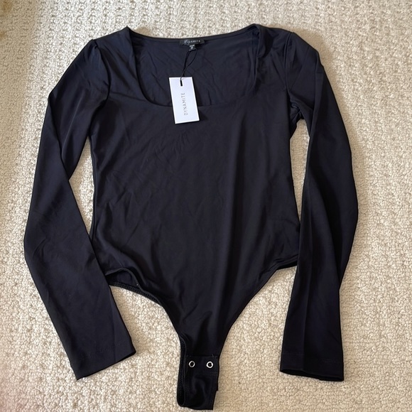 Dynamite NWT Maren Sculpt Long Sleeve Square Neck Bodysuit Size XS NEW - Picture 4 of 15